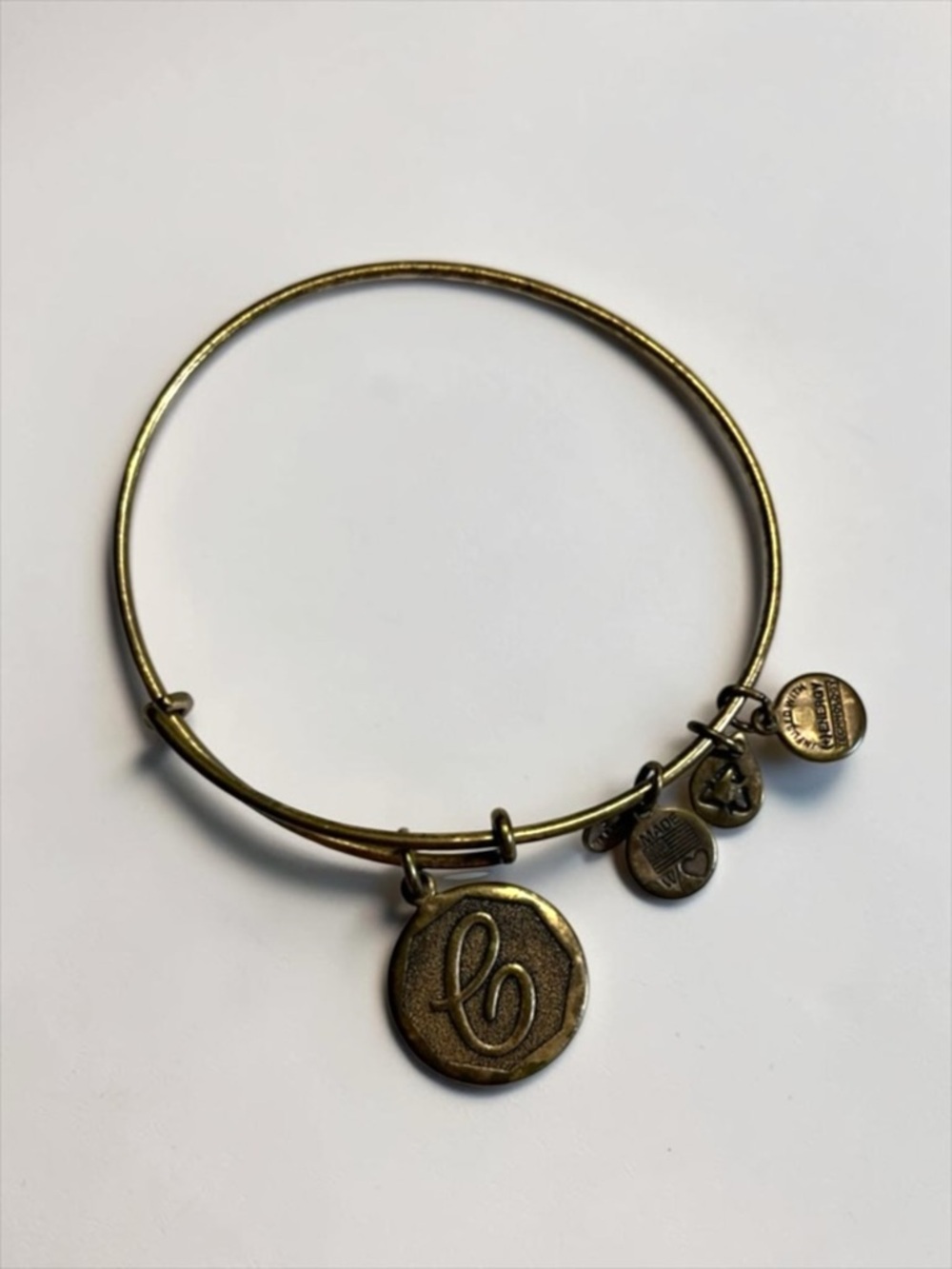 🍭5 for $20🍭 Alex and Ani Gold Tone Letter C Initial Charm Bracelet CC O